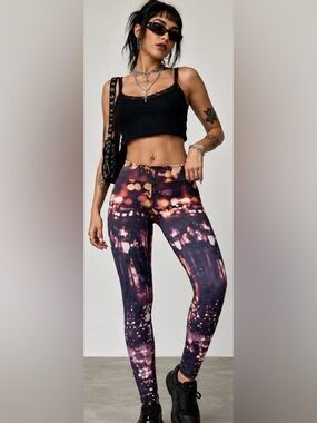 American Eagle AEO Hi-Rise Legging City Lights Print Leggings Size Medium NWT